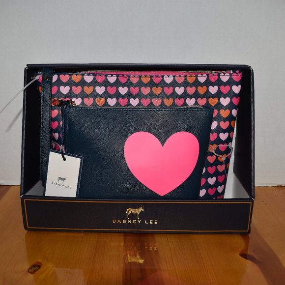 DABNEY LEE 2 Piece Wristlet/Pouch Set Pink Hearts *New With Tags* - Picture 1 of 13